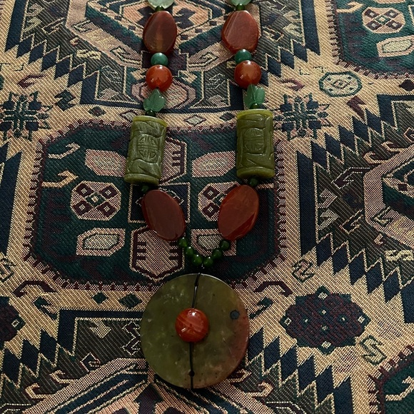 Multi stone necklace NWOT - Picture 5 of 5